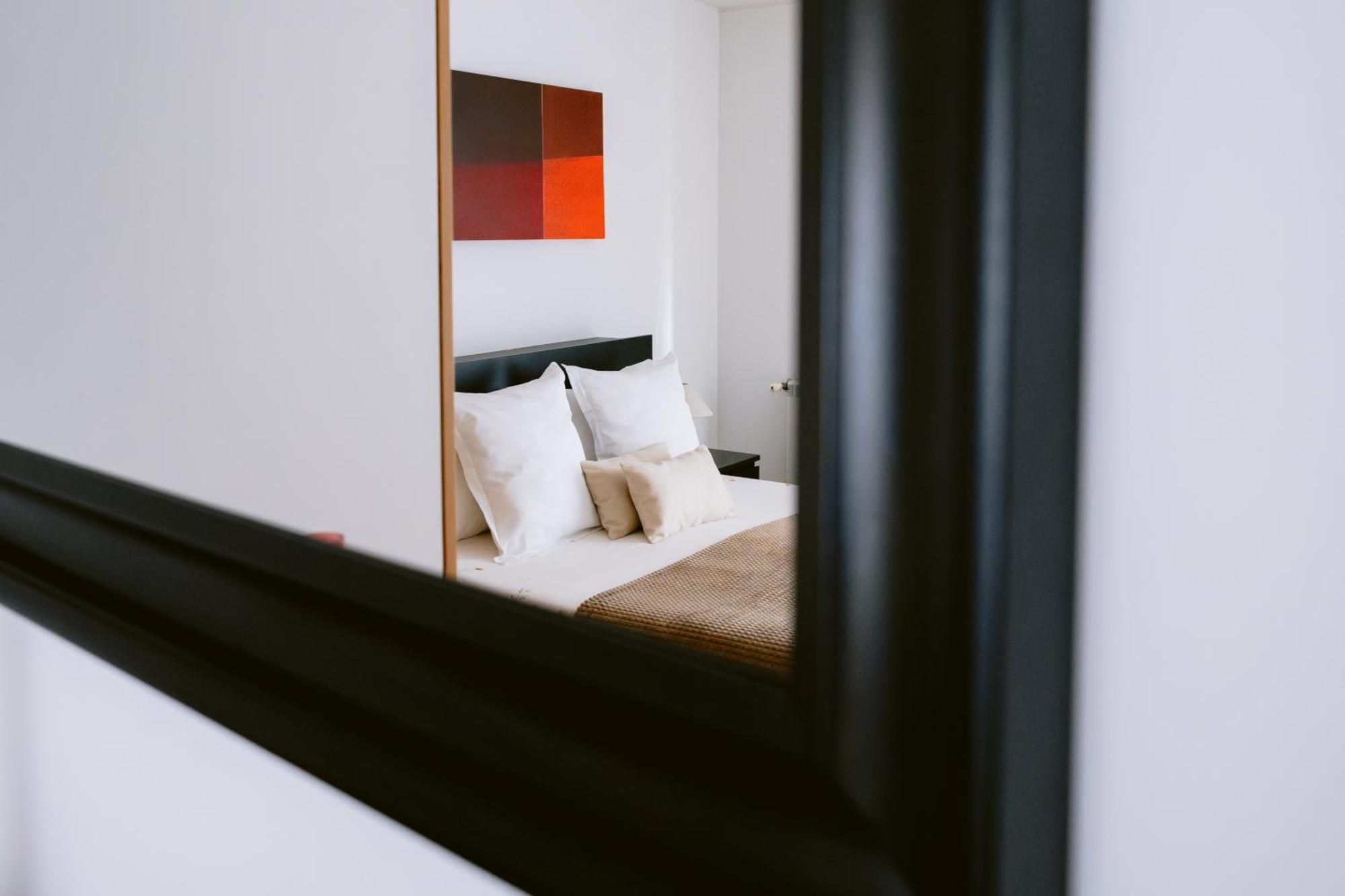 Apartment White Family House *
